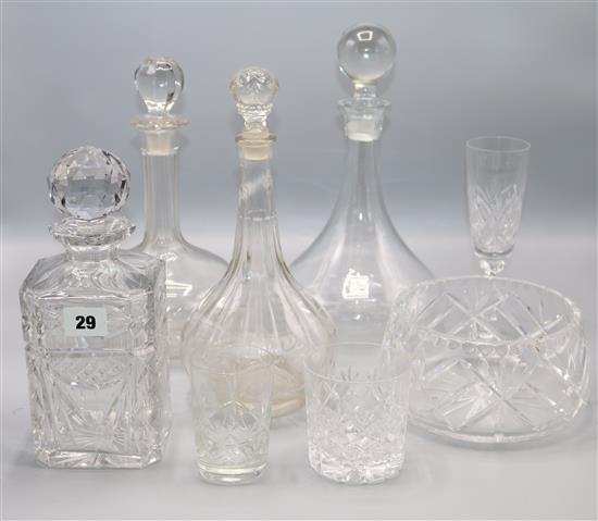 Large qty cut glassware & decanters